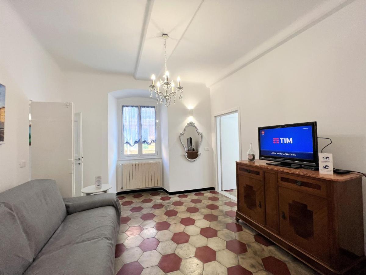 House Silvia By Holiday World Genoa Exterior photo